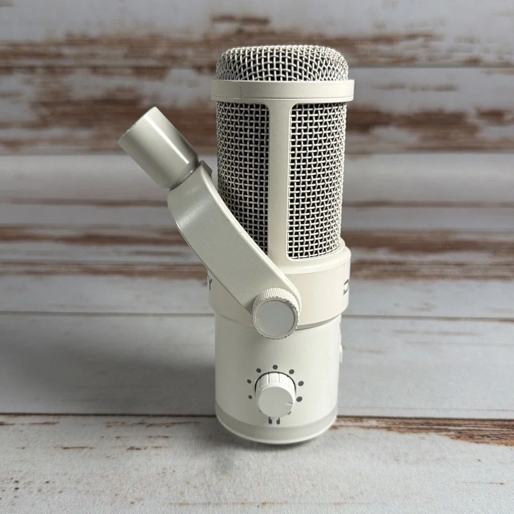 Deity Microphones VO-7U Dynamic USB Microphone White Used No Accessories